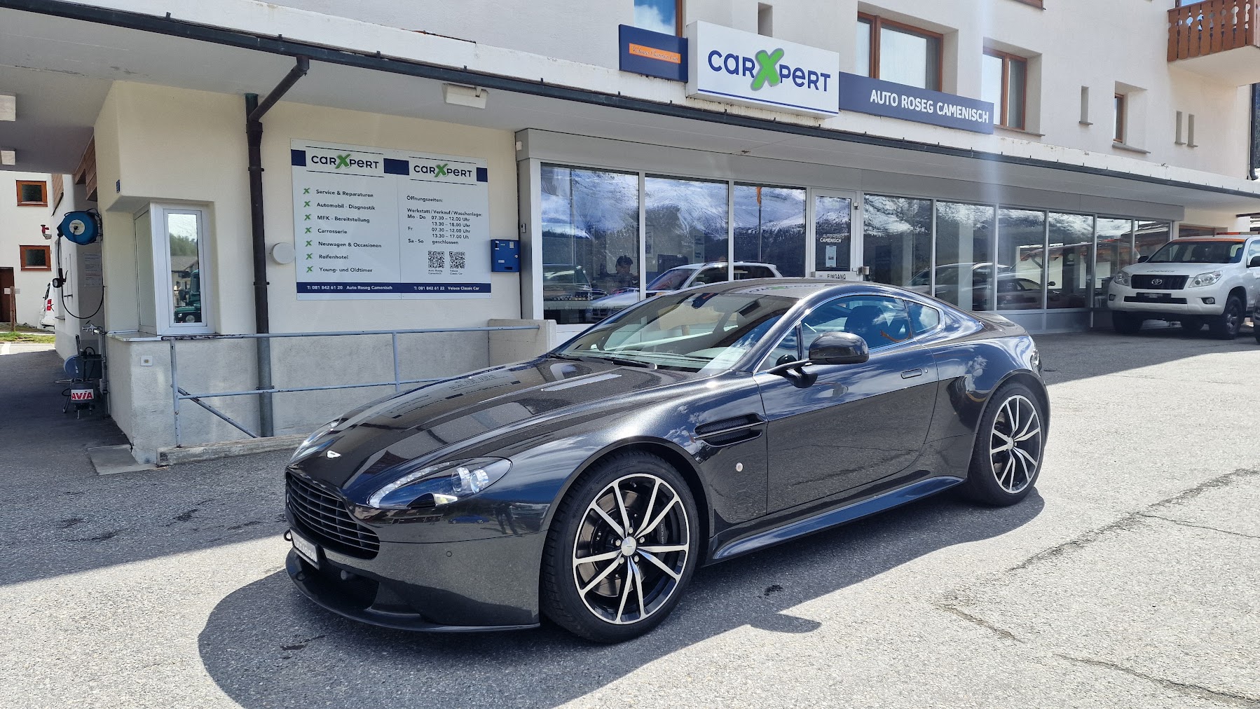 Aston Martin V8 VantageS