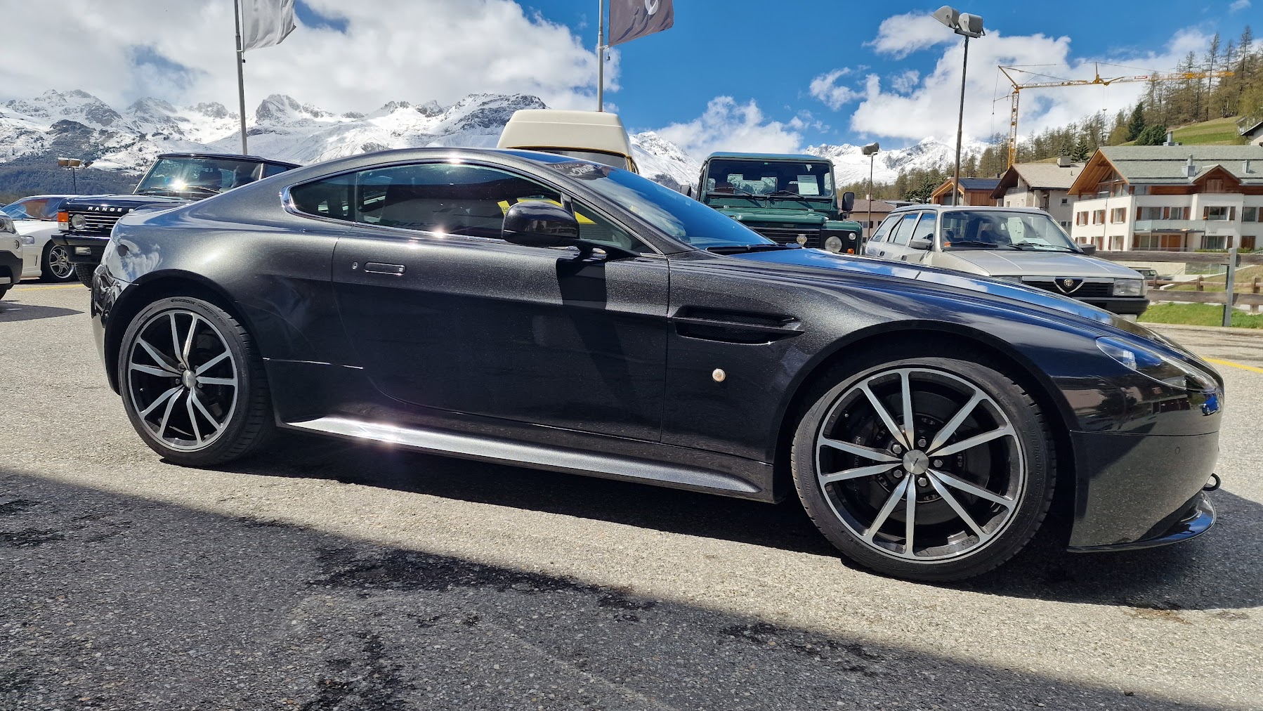 Aston Martin V8 VantageS Bild 4