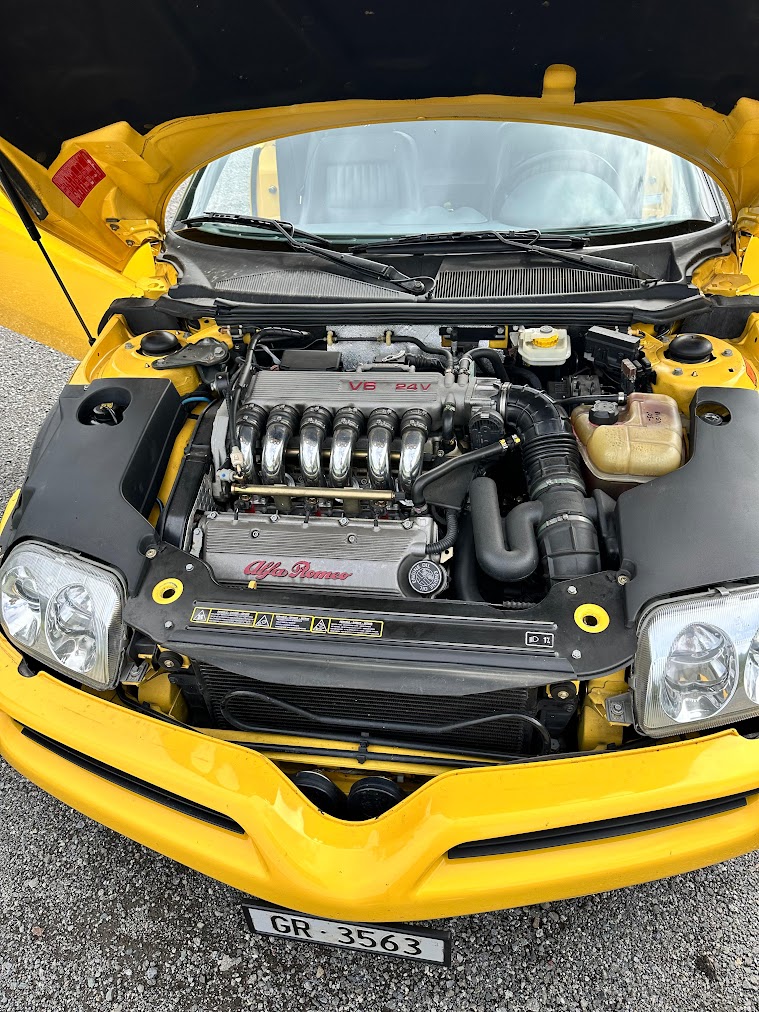 Alfa Romeo Spider (916) 3.0 V6 24V Bild 3